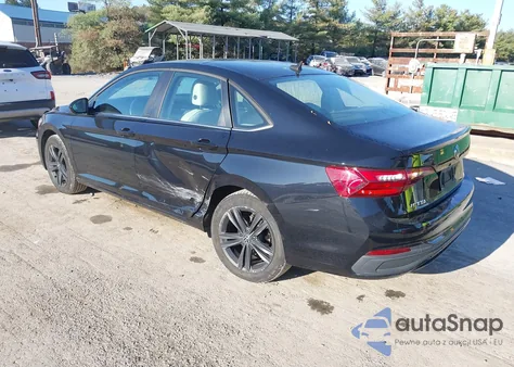 2022 Volkswagen Jetta 1.5T Se z USA, uszkodzony, nr VIN 3VW7M7BU9NM010765